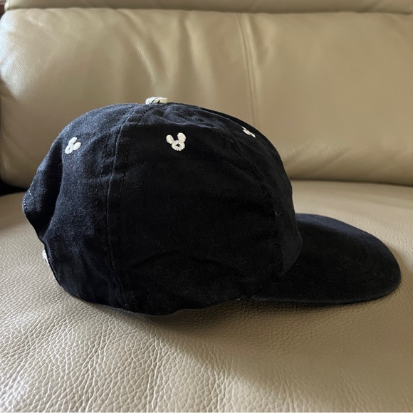 Vintage MICKEY MOUSE BASEBALL CAP Walt Disney/ Goofy’s Hat Co black/white Unisex - Picture 2 of 9
